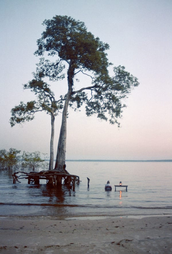 Katie van Scherpenberg, Esperando Papai [Waiting for daddy], 2004, Series of photographs taken at the Rio Negro, Amazonas, Brazil