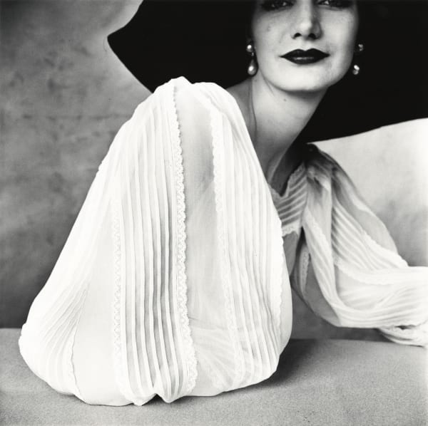 Irving Penn Exhibition Reviewed in Toronto Star