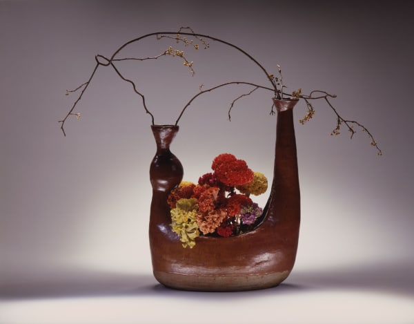 The Vase as Art Object (Obuje-Kaki オブジェ花器), Ceramics of The Ikebana Sogetsu School