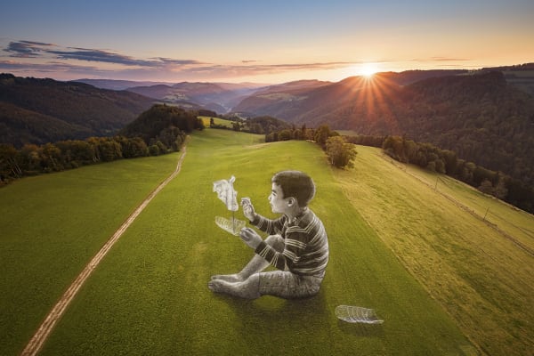 Saype, the sea cleaner, 2021, Caquerelle, Suisse