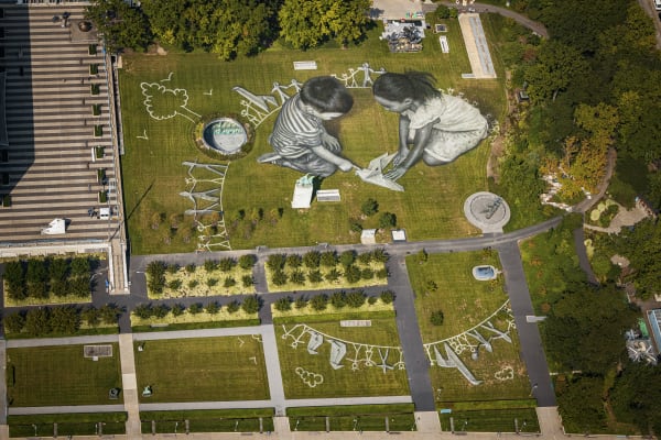 Saype, world in progess, 2020, Genève, Suisse