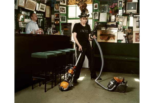 Amelia Troubridge, Michael Wojas hoovering at The Colony Rooms, 2008