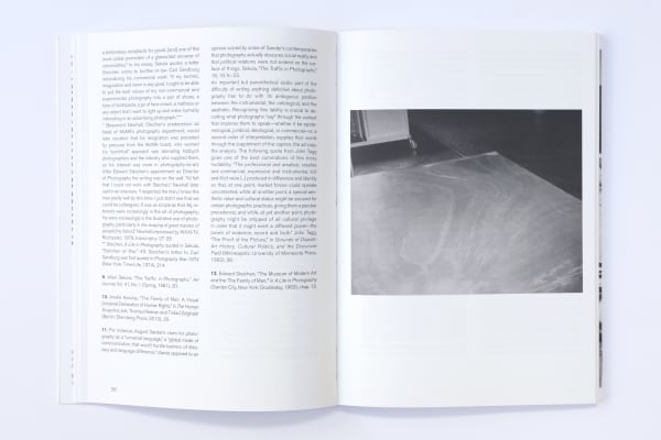 Jeff Weber, Image Storage Containers, 2023, 112 p., 24 x 17.1 cm, edition of 600 copies Photography: Gevaert Editions