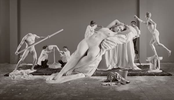 Eleanor Antin, Constructing Helen from « Helen’s Odyssey », 2007 Chromogenic print, 152,4 x 266 cm (155,2 x 268,3 cm framed), edition of 5 Courtesy of Erna Hecey Gallery and Richard Saltoun Gallery, London