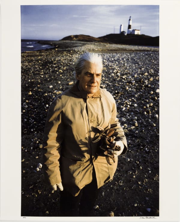 Dan Budnik - Picturing Artists (1950s - 1960s), 40 Dye Transfer Prints, Artist Proof Set, Willem de Kooning - holding starfish, Montauk Point, New York, 1968