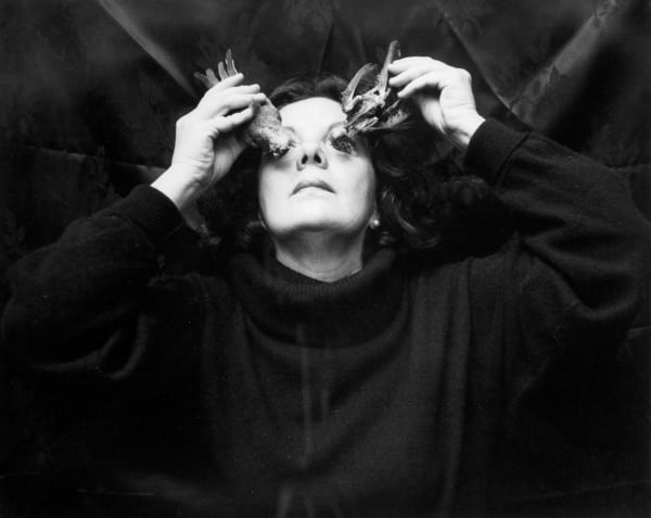Graciela Iturbide Autorretrato, Ojos para volar, Coyoacán, 1996