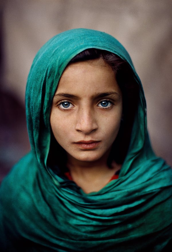 Steve McCurry, Girl with Green Shawl, Peshawar, Pakistan, 2002