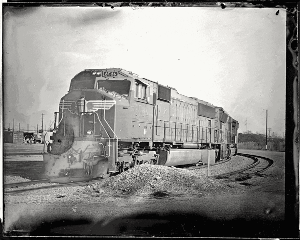 Palmira Miro Gutierrez , Stationed Train, n.d.