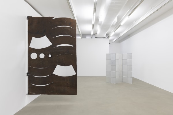 Vista de exposição, Portal, Galeria Luisa Strina, São Paulo, 2020 photo: Edouard Fraipont