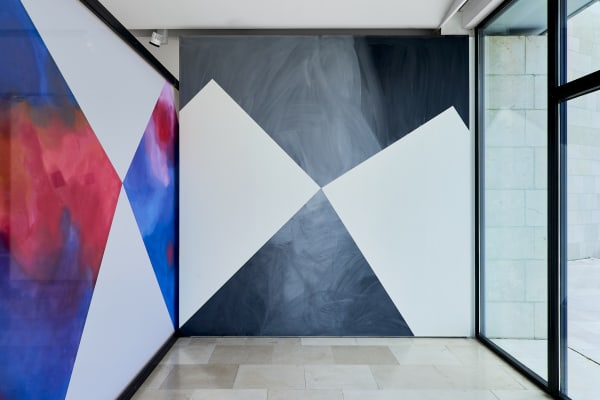 Vue de l'expostion Cécile BART Je suis bleue Musée national Marc Chagall 2021 © Anthony Lanneretonne