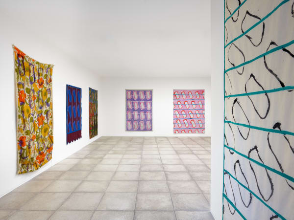 Claude VIALLAT Aqui Issert ! Galerie Catherine Issert Juin 2022 © François Fernandez