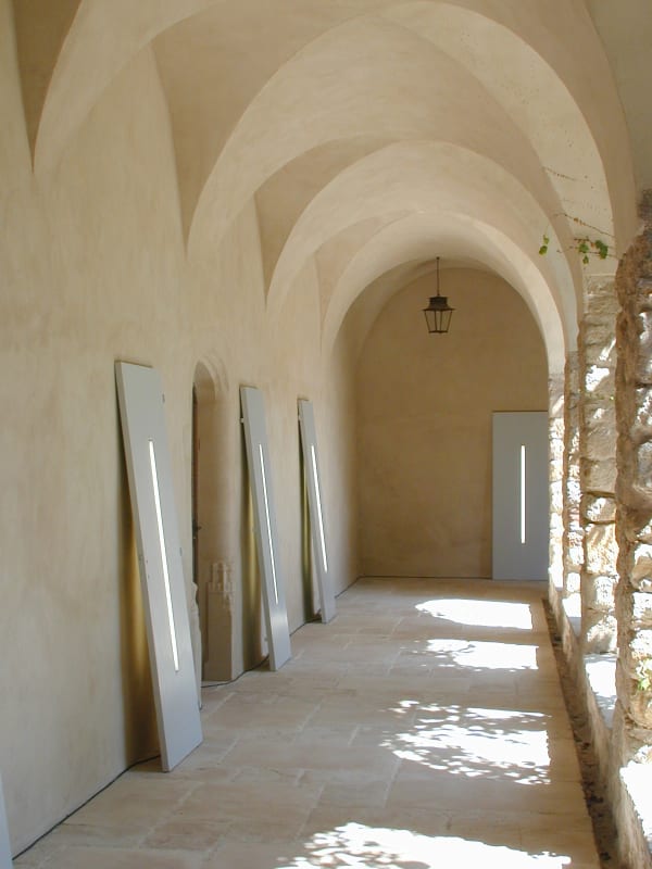 Bill CULBERT Château Sainte Roseline Galerie Catherine Issert 2001