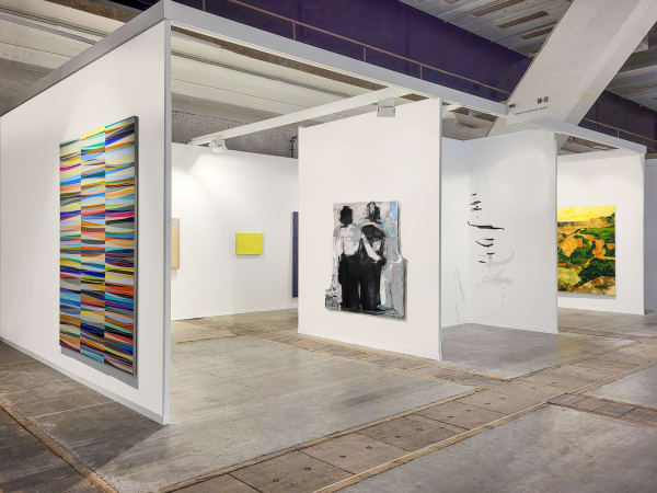 Vue du stand Art Brussels 2023 © Galerie Catherine Issert Courtesy des artistes et de la galerie Catherine Issert