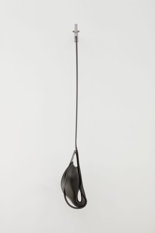 Ivana Bašić Breath seeps through her tightly closed mouth | Position II: Swelling #2 Breath, Glass, Stainless Steel, Torque 127 x 22.9 x 15.2 cm, 2019