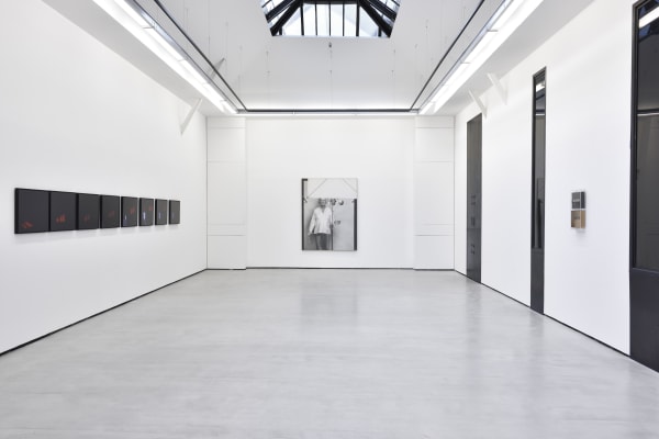 "LE TEMPS" Avec Alghiero Boetti Christian Boltanski Marina Gadonneix Jean-Olivier Hucleux On Kawara Hans Op De Beeck Roman Opalka Hiroshi Sugimoto 28.10-25.11.2017