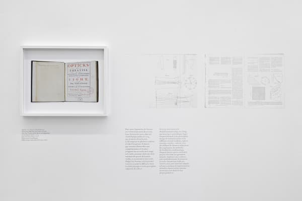 Les géométries de l'esprit, image latente, de Marina Gadonneix avec Victor Rambaud. Photo : Rebecca Fanuele.