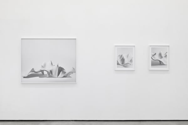 Les géométries de l'esprit, image latente, de Marina Gadonneix avec Victor Rambaud. Photo : Rebecca Fanuele.