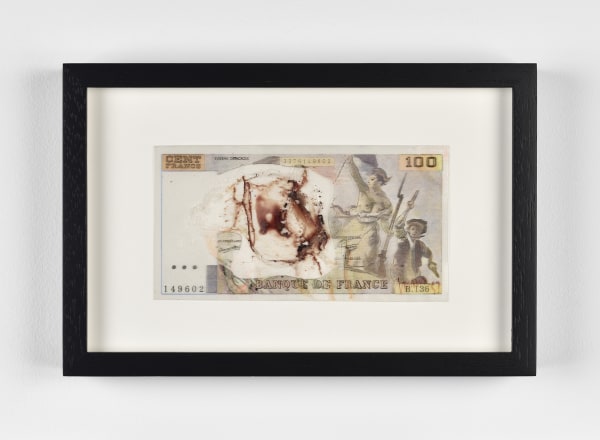 Michel Journiac Monnaie du sang ou Billet de sang, 1993 Impression et sang sur deux feuilles de rhodoïd MUCEM, © ADAGP Michel JourniacCourtoisie de l’artiste et de la Galerie Christophe Gaillard.