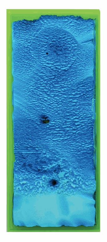 Anita Molinero, "Croûûûte criarde", 2019, polystyrène extrudé, plexiglas, 159 x 67 x 10 cm / © Courtesy de l’artiste et de la Galerie Christophe Gaillard / ADAGP, Paris 2023
