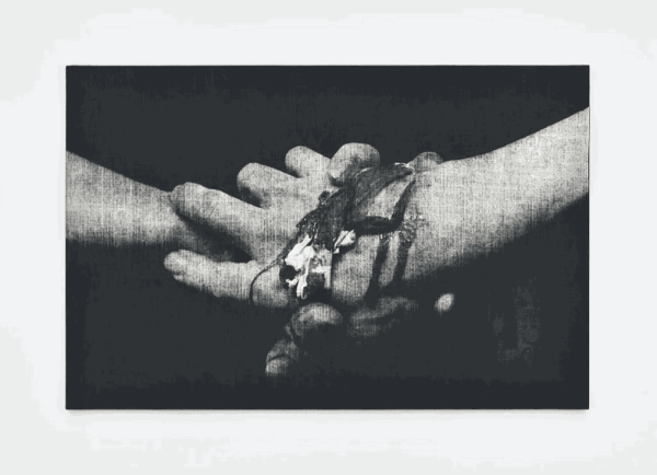 Michel Journiac, Rituel du sang, 197, tirage photographique sur toile, 73 x 112 cm Courtesy de la Galerie Christophe Gaillard