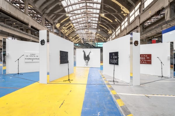 Hélène Delprat, " Vous êtes en train de m'enregistrer ? ", 17ème édition de la Biennale de Lyon, 2024. © Photo : Nicolas Brasseur.
