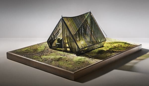 Agnès Varda, Maquette : la cabane du film “Sans toit ni loi” (2017) © succession Varda / courtesy galerie Nathalie Obadia