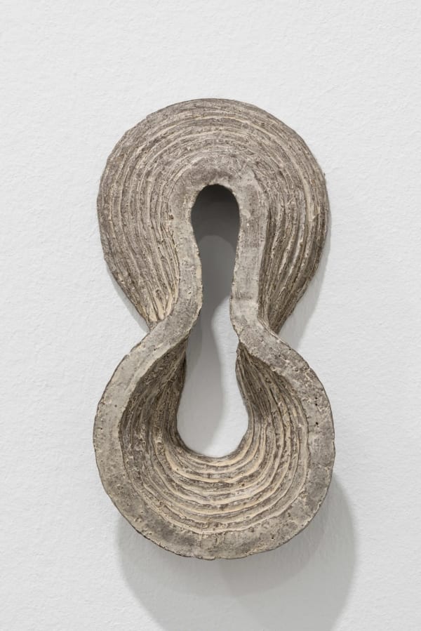 LEUNORA SALIHU, Trichter