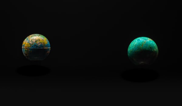 HALE TENGER AT PERA MUSEUM