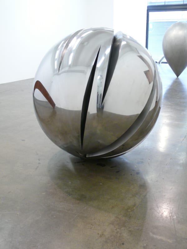 Mccracken Nice Round Figure 2009 2010 Stainless Steel 1500 Mm Diameter 3