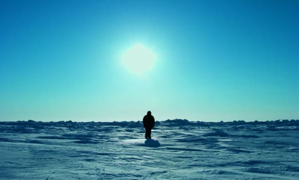 Guido van der Werve,Nummer negen, The day I didn’t turn with the world (2007). © Guido van der Werve,. Courtesy of Fluentum, Berlin.