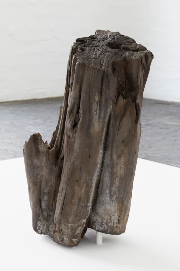 Ella Littwitz, The Promise, 2019, Bronze, 51.5 x 32 x 30 cm, 20 1/4 x 12 5/8 x 11 3/4 in.
