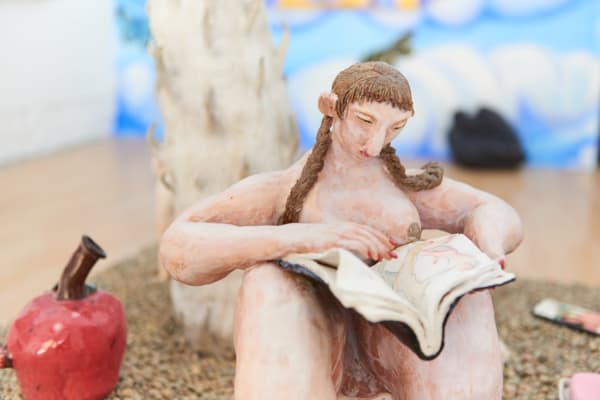 Kate Klingbeil sculpture