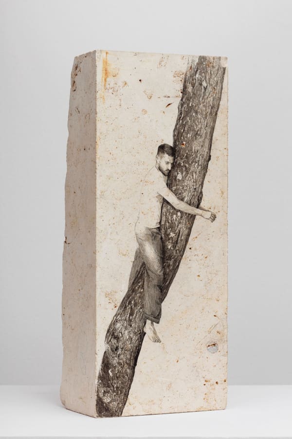 Fabien Mérelle, Couché, Debout, 2022