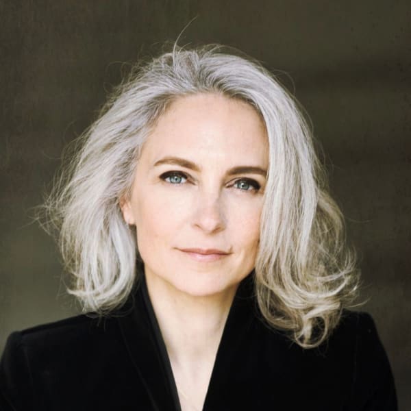 AURÉLIE FRANCIN PURCHASING MANAGER T. +33 (0)6 83 95 85 33 aurelie@HELENEBAILLY.COM