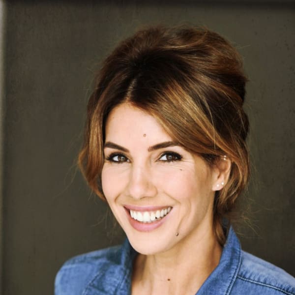 HELENE BAILLY MARCILHAC FOUNDER T. +33 (0)6 60 82 45 03 HELENE@HELENEBAILLY.COM