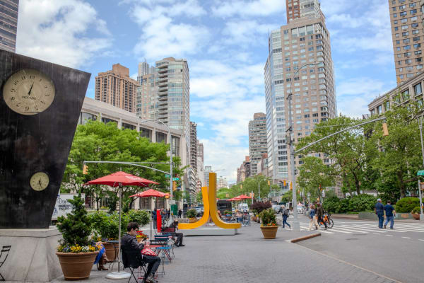 Carl D'Alvia, Broadway Hubbub