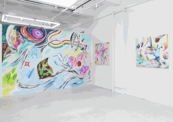 Installation view of Bill Komoski / Lauren Silva.