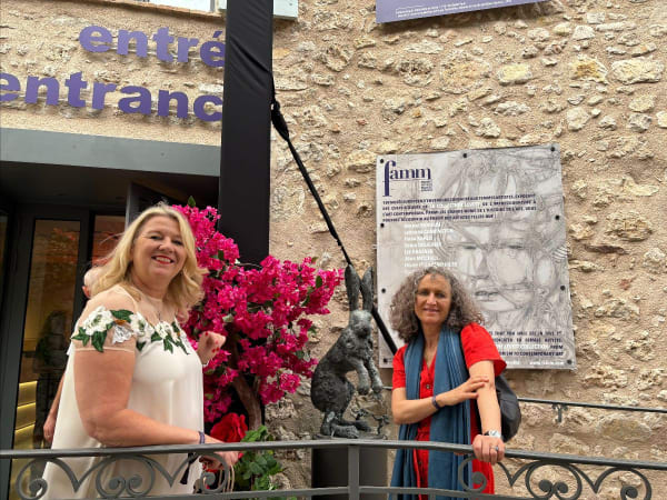 Director Leisa Paoli and Sophie Ryder with "Hare with Dancers"