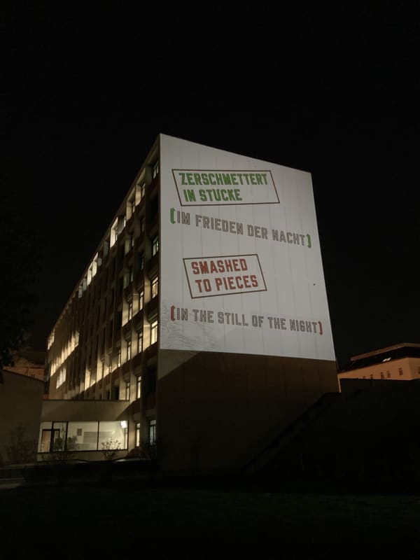 Lawrence Weiner: SMASHED TO PIECES (IN THE STILL OF THE NIGHT)
