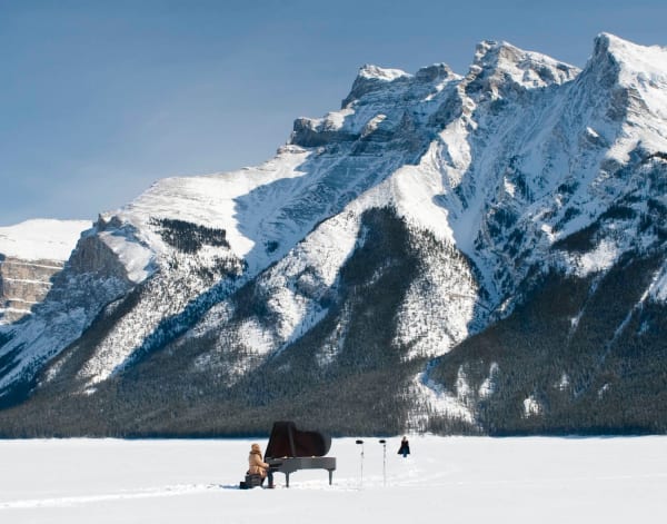 Ragnar Kjartansson, The End - Rocky Mountains, 2009 five-channel video with sound 00:30:30 Courtesy of the artist, Luhring Augustine, New...