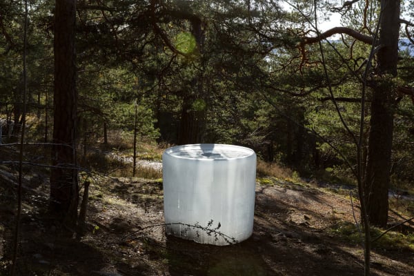 Roni Horn - Air Burial (Oslo) , Ekebergparken, Oslo, 2020, Photo: Uli Holz All Images © 2020 Roni Horn -...
