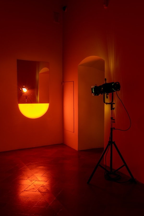 Installation view: Olafur Eliasson: Nel tuo tempo, Fondazione Palazzo Strozzi, Florence, Italy, 2022. Photo: Ela Bialkowska, OKNO Studio. Metapurse; Courtesy...