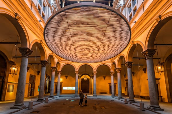 Installation view: Olafur Eliasson: Nel tuo tempo, Fondazione Palazzo Strozzi, Florence, Italy, 2022. Photo: Ela Bialkowska, OKNO Studio. Metapurse; Courtesy...
