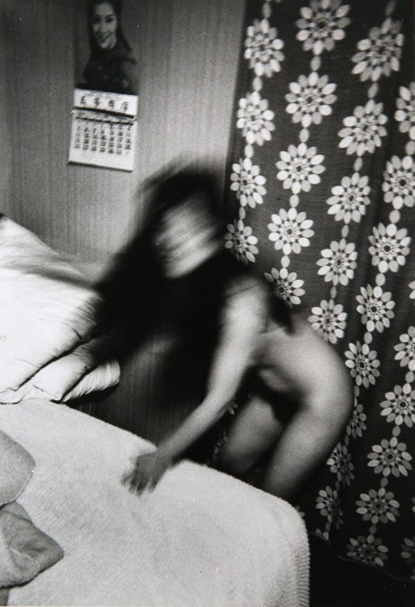 Kenshichi Heshiki - Organizing sheets, 1975