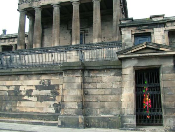 Candela VI installed at Old Royal High School, Edinburgh, August 2006