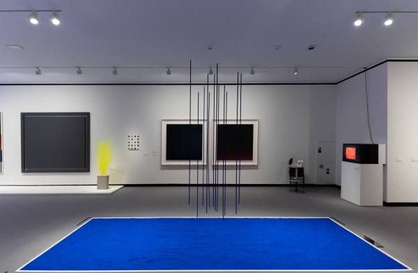 Installation view, 'Lo tienes que ver. La autonomía del color en el arte abstracto', 2025, Fundación Juan March. Photograph: Dolores Iglesias Fernández - Archivo Fundación Juan March.