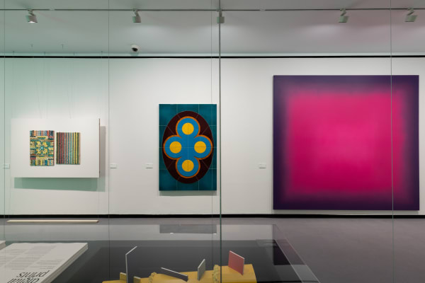 Installation view, 'Lo tienes que ver. La autonomía del color en el arte abstracto', 2025, Fundación Juan March. Photograph: Dolores Iglesias Fernández - Archivo Fundación Juan March.