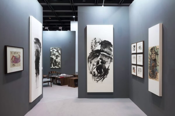 Li Jin's artworks, installation view, 2016, Hong Kong Convention and Exhibition Centre 李津作品，空间照，2016年，香港会议展览中心