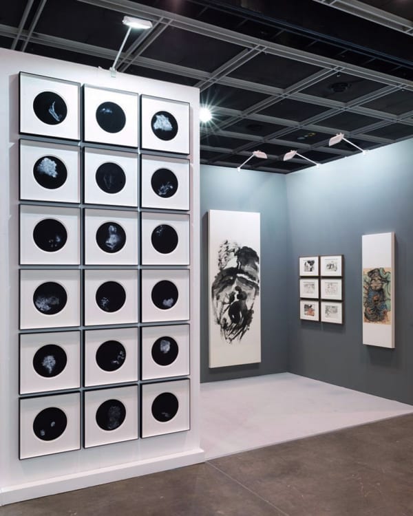 Bingyi & Li Jin's artworks, 2016, Hong Kong Convention and Exhibition Centre 冰逸，李津的作品，2016年，香港会议展览中心