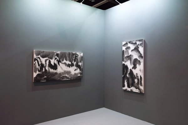 Li Huasheng's artworks, 2016, Hong Kong Convention and Exhibition Centre 李华生作品，2016年，香港会议展览中心
